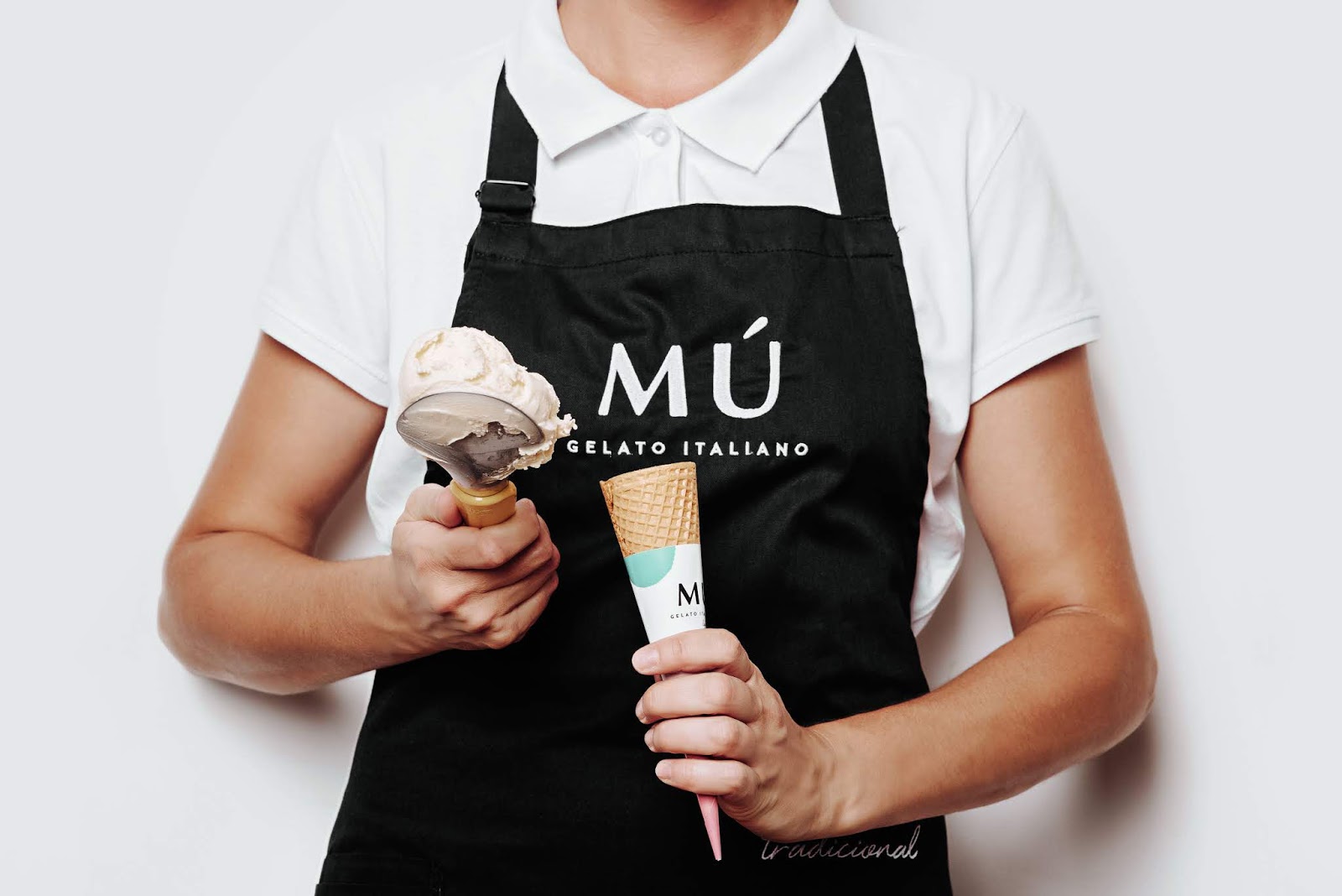 甜点冰淇淋美食西安星空官方网站入口
品牌策划包装设计VI设计logo设计